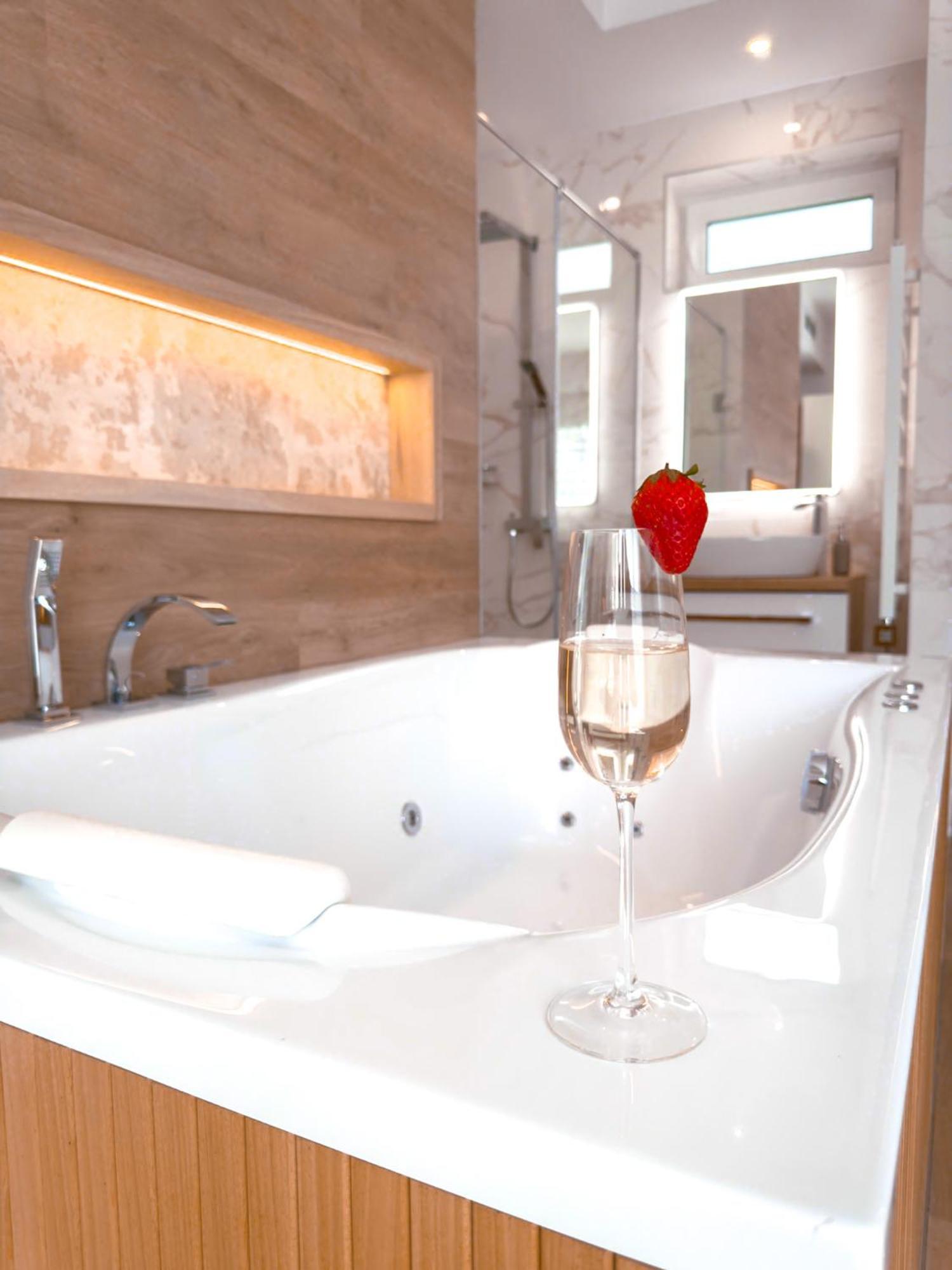 Twin Premium Apartman Tihany Extérieur photo